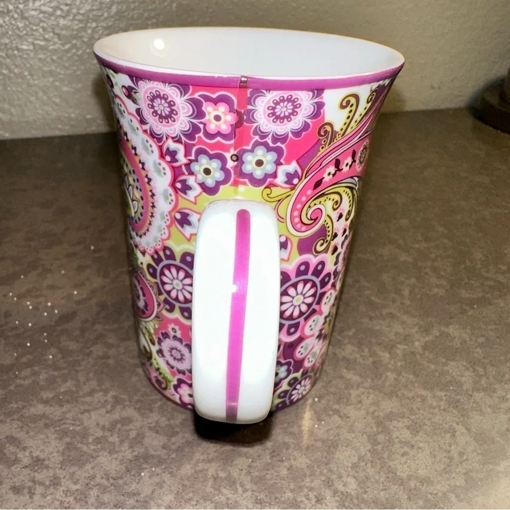 Vera Bradley ceramic cup Very Berry Paisley